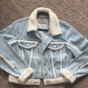BlankNYC Light Blue Denim Jacket with Shearling Trim size medium
